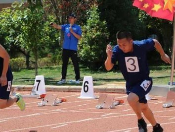 掌握400米折返跑技巧，提升足球水平（突破速度极限，提高反应能力，）