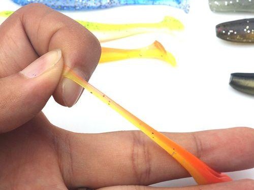 以路亚竿钓鱼饵料搭配技巧（提高钓鱼成功率的关键饵料选择）