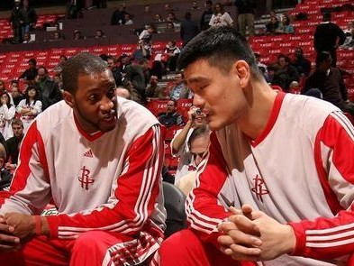 爵士为何在今年强势崛起？（探索爵士在NBA排行榜上的突飞猛进和关键因素）