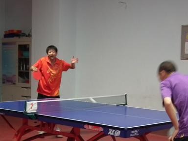 乒乓球拉球技巧及要点（掌握乒乓球拉球的技巧和关键要点）