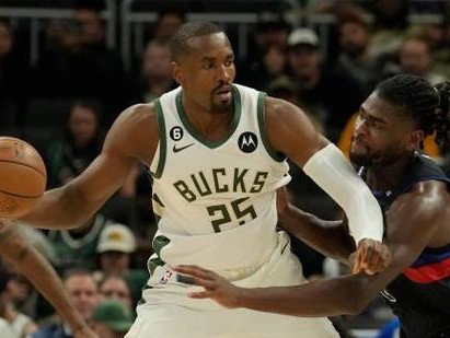 NBA内线防守排行榜揭秘（探索内线防守状况，揭示顶尖球员的关键技巧）