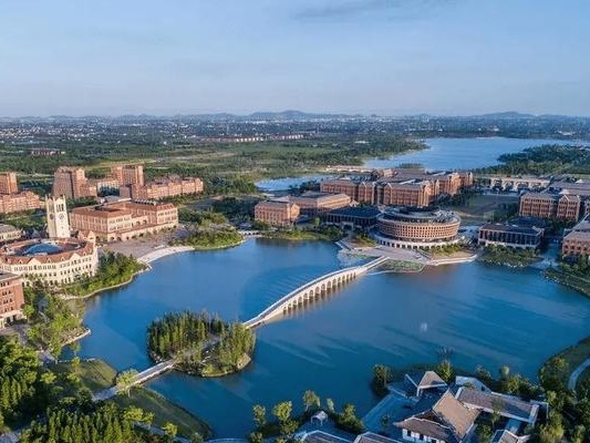 鹃湖，路亚钓鱼的乐园（探寻鹃湖路亚钓鱼之美，畅享钓鱼新体验）