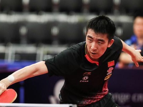 乒乓球左侧防守技巧大揭秘（掌握左侧防守技巧，打造无懈可击的防守之墙）