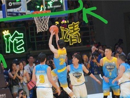篮球防守（揭秘箭头战术的意义和应对策略）