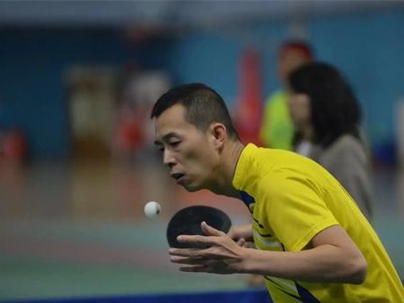 乒乓球竖排正手拉球技巧（提高竖排正手拉球技巧的关键要点）