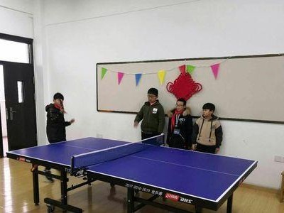 乒乓球直线赛的技巧和规则全解析（掌握直线赛技巧，成为乒乓球高手！）