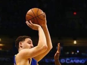 NBA历史投篮排行榜倒数第一（揭开NBA历史投篮排行榜倒数第一的内幕，向失败者致敬）