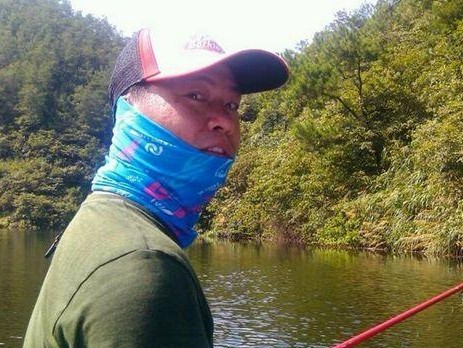 揭秘拍摄路亚钓鱼人相片的技巧（如何拍摄出精美的路亚钓鱼人相片）