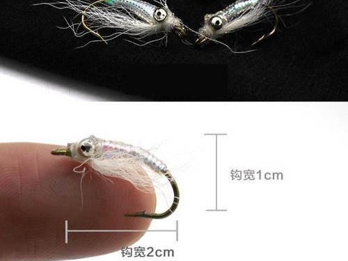 路亚钓鱼钩勾到自己，引发麻木之感（路亚钓鱼钩的不慎使用，饱受自己的痛苦）